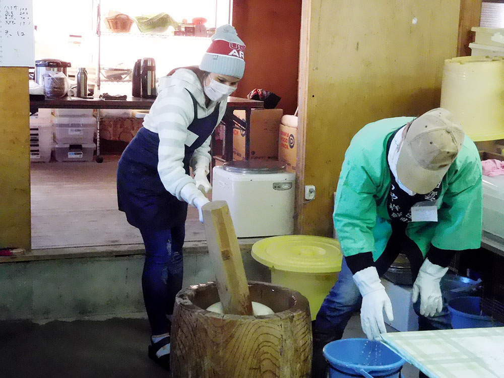 日本文化体験-お正月の杵つきもち